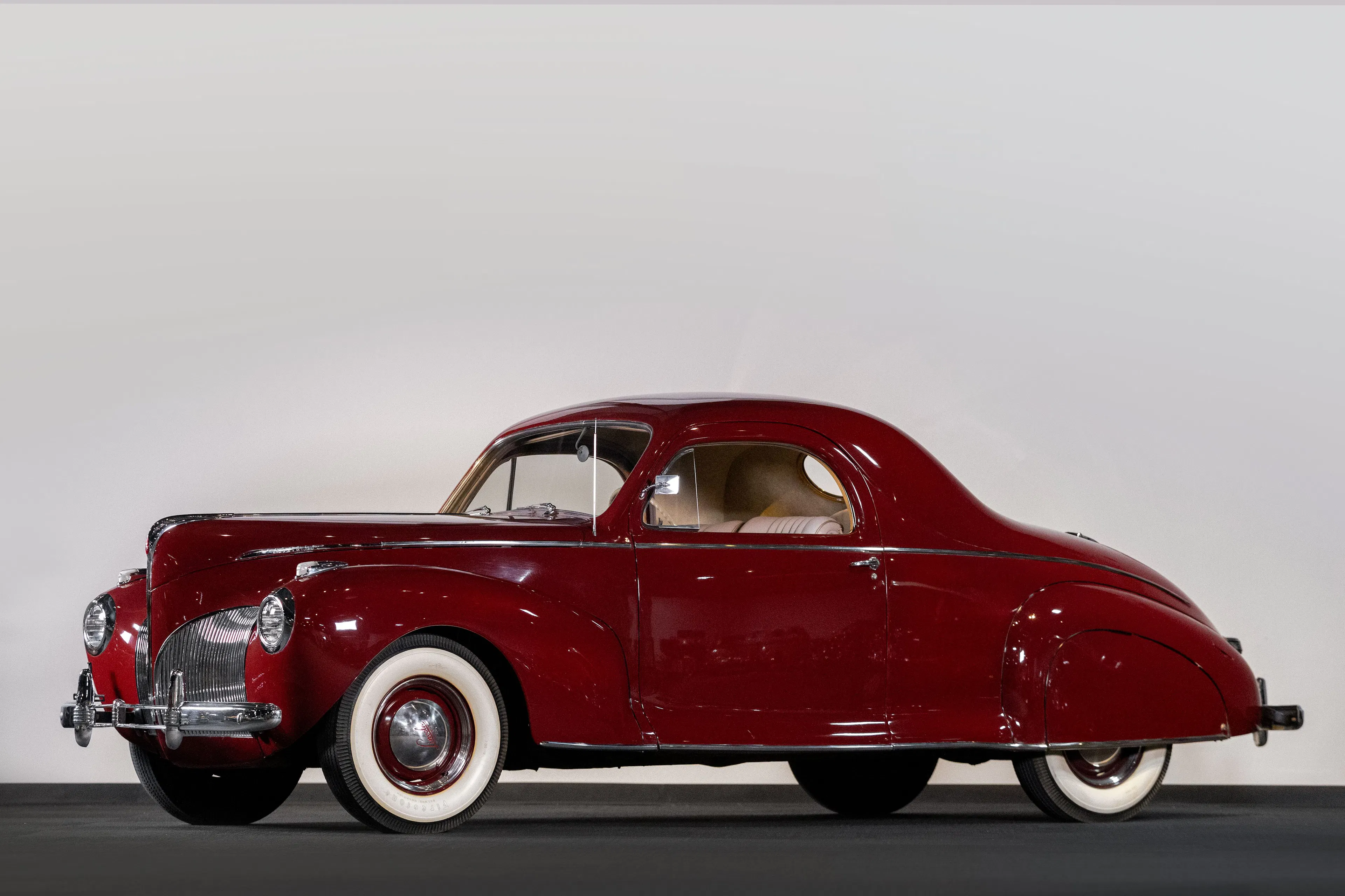 1937 Lincoln Zephyr Base | Hagerty Valuation Tools®